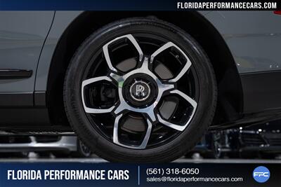2023 Rolls-Royce Black Badge Cullinan   - Photo 12 - Riviera Beach, FL 33407