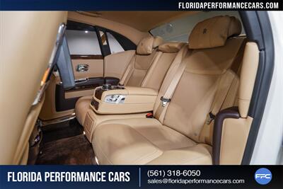 2017 Rolls-Royce Ghost   - Photo 29 - Riviera Beach, FL 33407