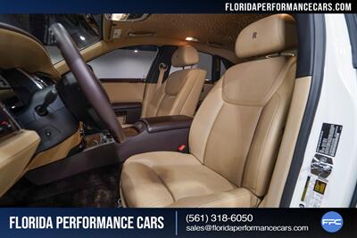 2017 Rolls-Royce Ghost   - Photo 18 - Riviera Beach, FL 33407