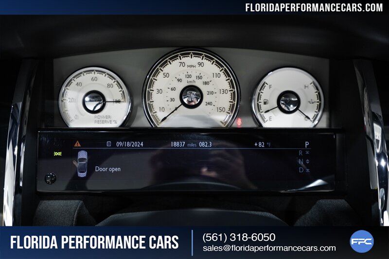 2016 Rolls-Royce Dawn   - Photo 17 - Riviera Beach, FL 33407