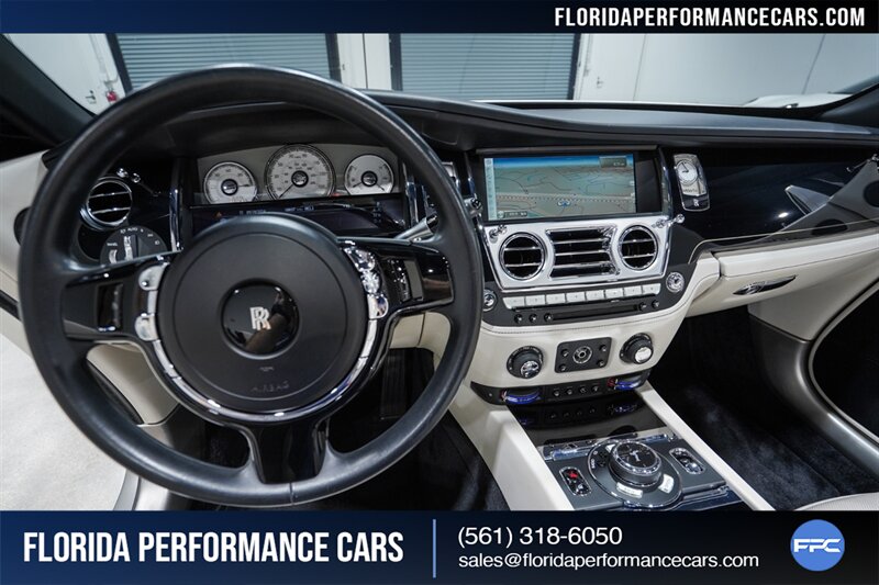 2016 Rolls-Royce Dawn   - Photo 25 - Riviera Beach, FL 33407