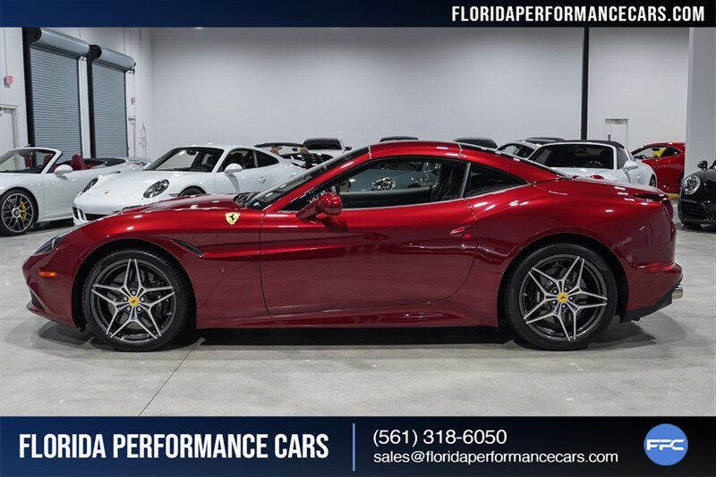 2016 Ferrari California T   - Photo 69 - Riviera Beach, FL 33407