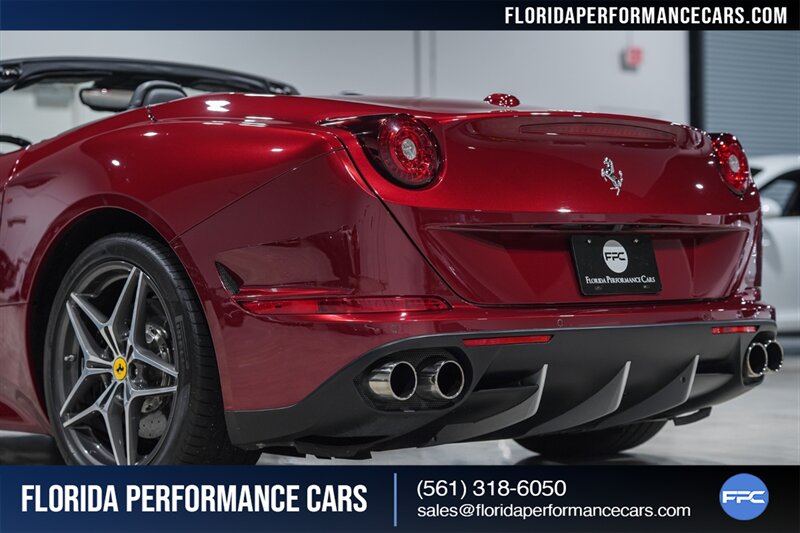 2016 Ferrari California T   - Photo 66 - Riviera Beach, FL 33407