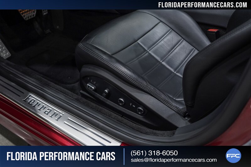 2016 Ferrari California T   - Photo 24 - Riviera Beach, FL 33407