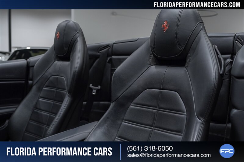 2016 Ferrari California T   - Photo 61 - Riviera Beach, FL 33407