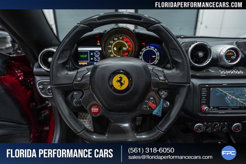 2016 Ferrari California T   - Photo 22 - Riviera Beach, FL 33407