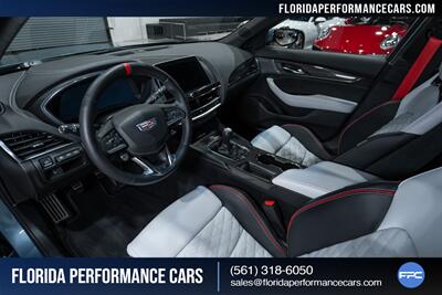2023 Cadillac CT5-V Blackwing   - Photo 18 - Riviera Beach, FL 33407