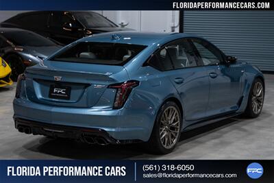 2023 Cadillac CT5-V Blackwing   - Photo 6 - Riviera Beach, FL 33407