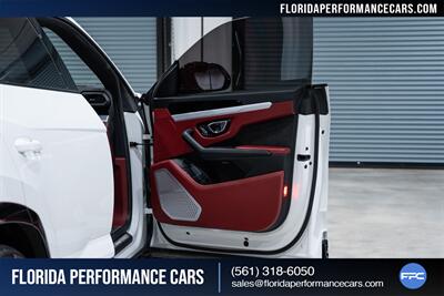 2019 Lamborghini Urus   - Photo 34 - Riviera Beach, FL 33407