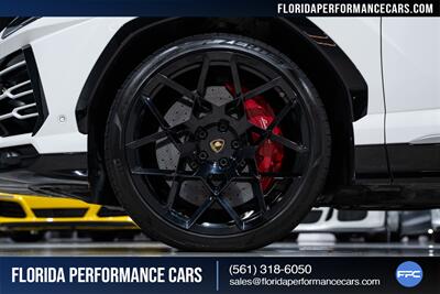 2019 Lamborghini Urus   - Photo 11 - Riviera Beach, FL 33407