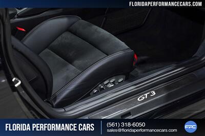 2018 Porsche 911 GT3   - Photo 34 - Riviera Beach, FL 33407