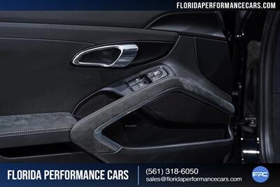 2018 Porsche 911 GT3   - Photo 29 - Riviera Beach, FL 33407