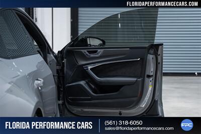 2021 Audi RS 7 4.0T quattro - Photo 33 - Riviera Beach, FL 33407
