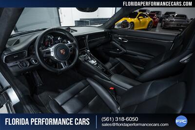 2014 Porsche 911 Turbo S   - Photo 18 - Riviera Beach, FL 33407