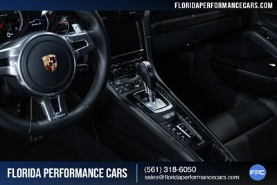 2014 Porsche 911 Turbo S   - Photo 26 - Riviera Beach, FL 33407
