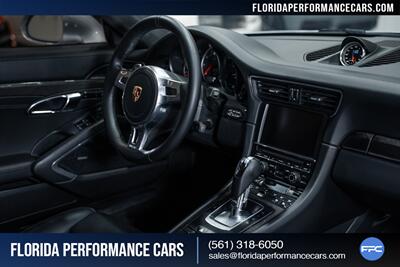 2014 Porsche 911 Turbo S   - Photo 33 - Riviera Beach, FL 33407