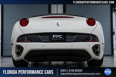 2014 Ferrari California   - Photo 76 - Riviera Beach, FL 33407
