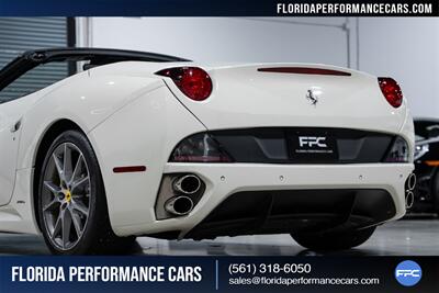 2014 Ferrari California   - Photo 19 - Riviera Beach, FL 33407
