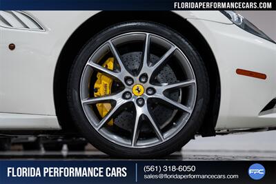 2014 Ferrari California   - Photo 16 - Riviera Beach, FL 33407