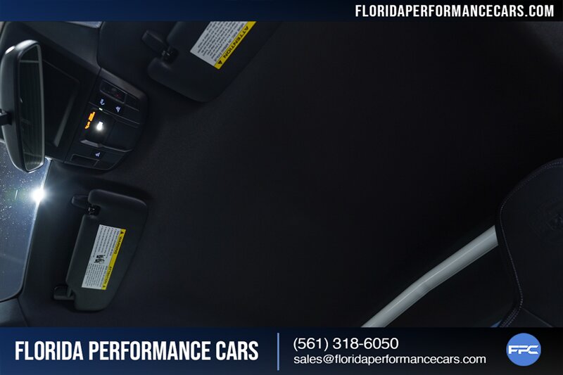 2022 Porsche 911 GT3 Touring   - Photo 24 - Riviera Beach, FL 33407