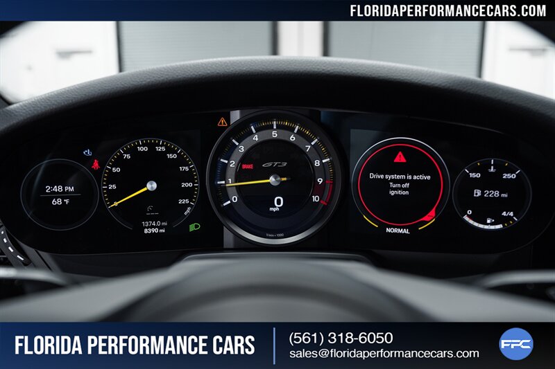 2022 Porsche 911 GT3 Touring   - Photo 18 - Riviera Beach, FL 33407