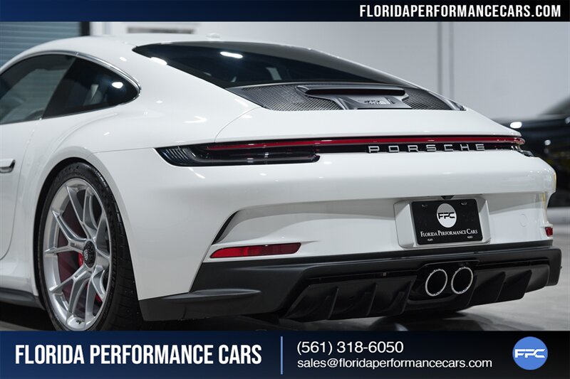 2022 Porsche 911 GT3 Touring   - Photo 61 - Riviera Beach, FL 33407