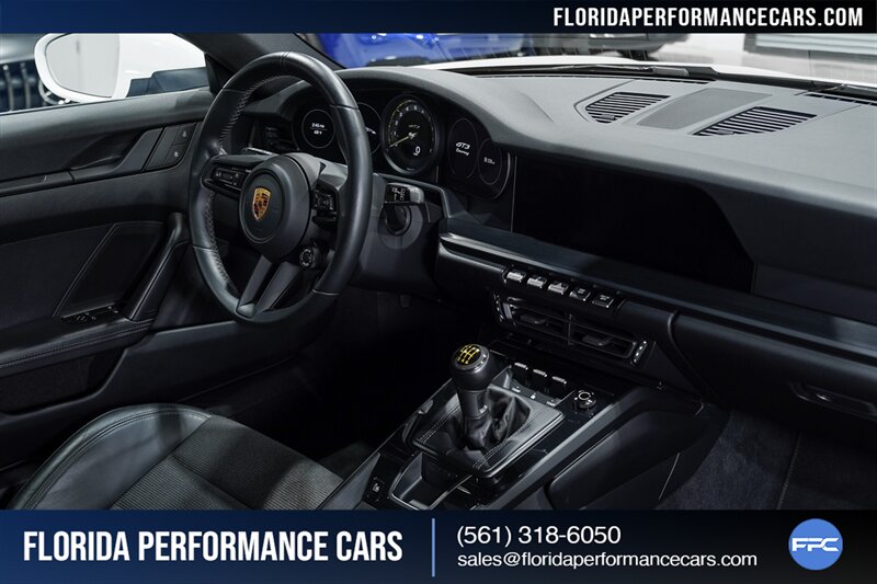 2022 Porsche 911 GT3 Touring   - Photo 52 - Riviera Beach, FL 33407