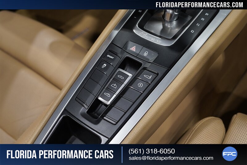 2013 Porsche 911 Carrera   - Photo 53 - Riviera Beach, FL 33407