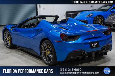 2018 Ferrari 488 Spider   - Photo 4 - Riviera Beach, FL 33407