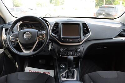 2017 Jeep Cherokee Latitude   - Photo 23 - West Warwick, RI 02893