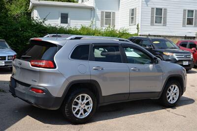 2017 Jeep Cherokee Latitude   - Photo 7 - West Warwick, RI 02893