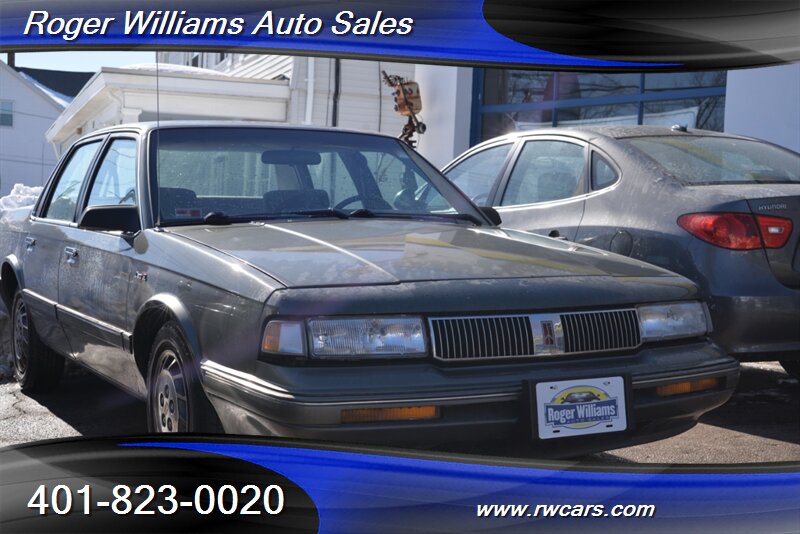 1996 Oldsmobile Ciera SL   - Photo 1 - West Warwick, RI 02893