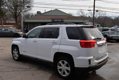 2017 GMC Terrain SLE-2   - Photo 11 - West Warwick, RI 02893