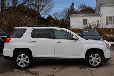 2017 GMC Terrain SLE-2   - Photo 6 - West Warwick, RI 02893