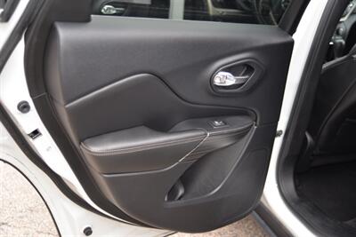 2017 Jeep Cherokee Limited   - Photo 23 - West Warwick, RI 02893