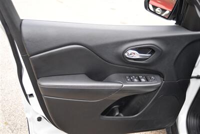 2017 Jeep Cherokee Limited   - Photo 21 - West Warwick, RI 02893