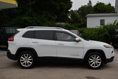2017 Jeep Cherokee Limited   - Photo 7 - West Warwick, RI 02893