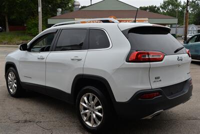 2017 Jeep Cherokee Limited   - Photo 15 - West Warwick, RI 02893