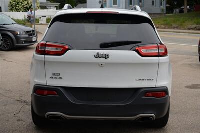 2017 Jeep Cherokee Limited   - Photo 12 - West Warwick, RI 02893