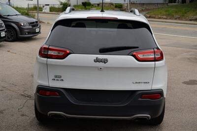 2017 Jeep Cherokee Limited   - Photo 11 - West Warwick, RI 02893