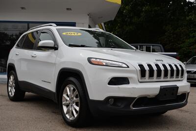 2017 Jeep Cherokee Limited   - Photo 6 - West Warwick, RI 02893
