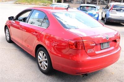 2013 Volkswagen Jetta SE PZEV   - Photo 10 - West Warwick, RI 02893