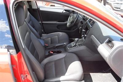 2013 Volkswagen Jetta SE PZEV   - Photo 15 - West Warwick, RI 02893