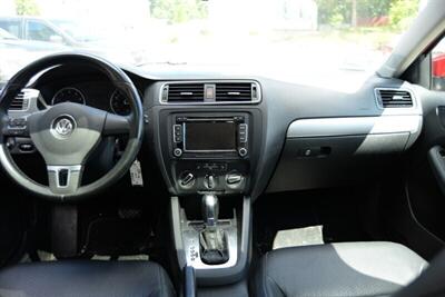 2013 Volkswagen Jetta SE PZEV   - Photo 17 - West Warwick, RI 02893