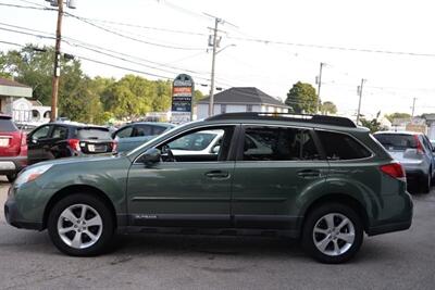 2013 Subaru Outback 2.5i Premium   - Photo 10 - West Warwick, RI 02893