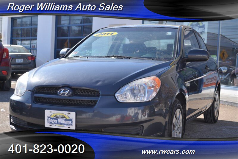 2011 Hyundai Accent GLS   - Photo 1 - West Warwick, RI 02893