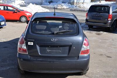 2011 Hyundai Accent GLS   - Photo 8 - West Warwick, RI 02893
