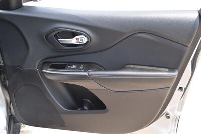 2014 Jeep Cherokee Latitude   - Photo 19 - West Warwick, RI 02893