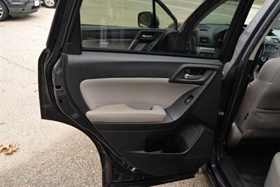 2014 Subaru Forester 2.5i Limited   - Photo 23 - West Warwick, RI 02893