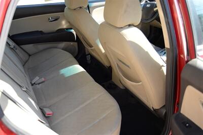 2010 Hyundai Elantra   - Photo 15 - West Warwick, RI 02893